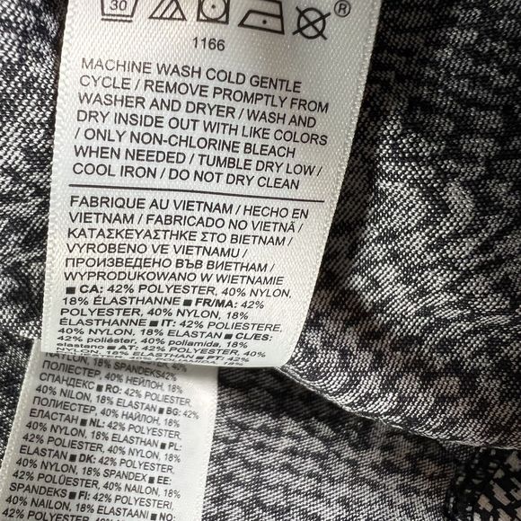 ATHLETA Black White Braiden Textured Button Down Shirt Jacket Shacket Sz Medium - Picture 12 of 14